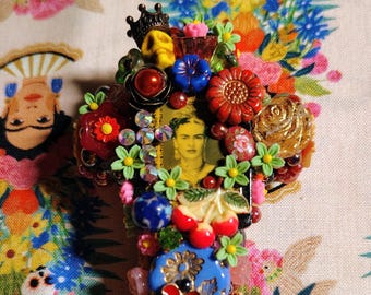 Broche Croix Frida Kahlo, Dia de los Muerto, Jour des Morts, Fête du Mexique, Broche Croix, Broche religieuse