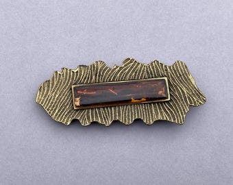 Brutalist Handmade Brass Belt Buckle | Sculptural 70s  display picture 1