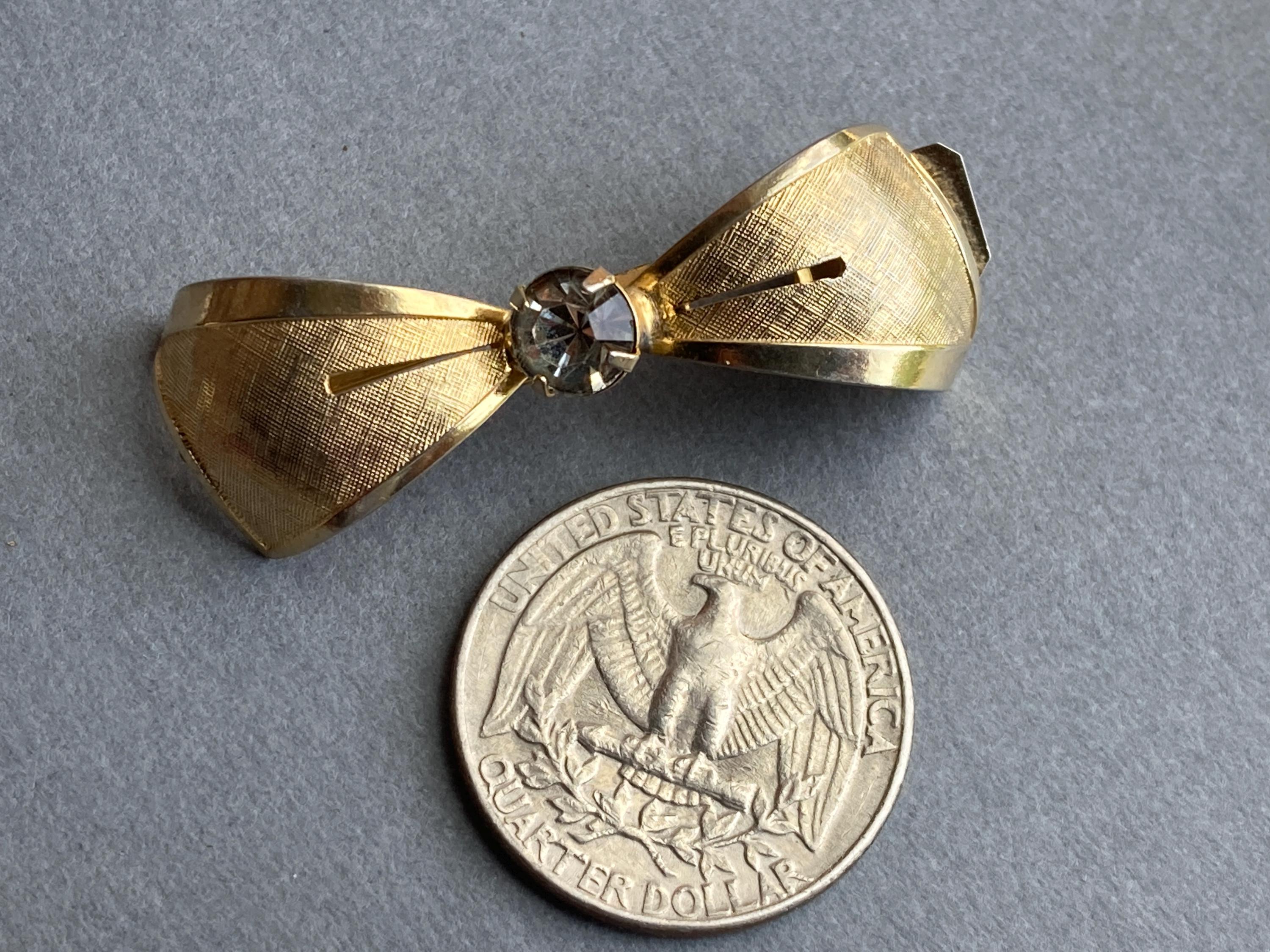 Vintage Rhinestone Bow Hair Clip: Gold Tone Lady Ellen  display picture 1