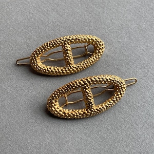 Vintage Gold Tone Metal Barrette Set: Open Oval Hair Clips