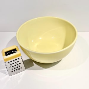 Russel Wright Lemon Yellow Deep Soup Bowl - Iroquois Casual China - 1950&#39;s