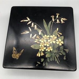 Vintage Lacquer Box: Floral Butterfly Decoration