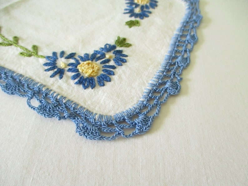 Vintage Antimacassar Dresser Scarf Embroidered Blue Flower Cottage Style image 4