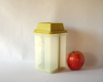 Vintage Tupperware Pickle Keeper Container Avocado Green 1970s Kitchen Decor Pick A Dilly Storage Plastic Storage