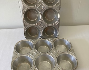 Vintage Muffin Tins Aluminum Cupcake Tins Baking Cooing Kitchen Bakeware
