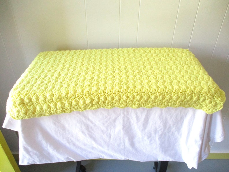 Vintage Afghan Vintage Blanket Yellow Crochet Lap Blanket Baby Blanket image 3