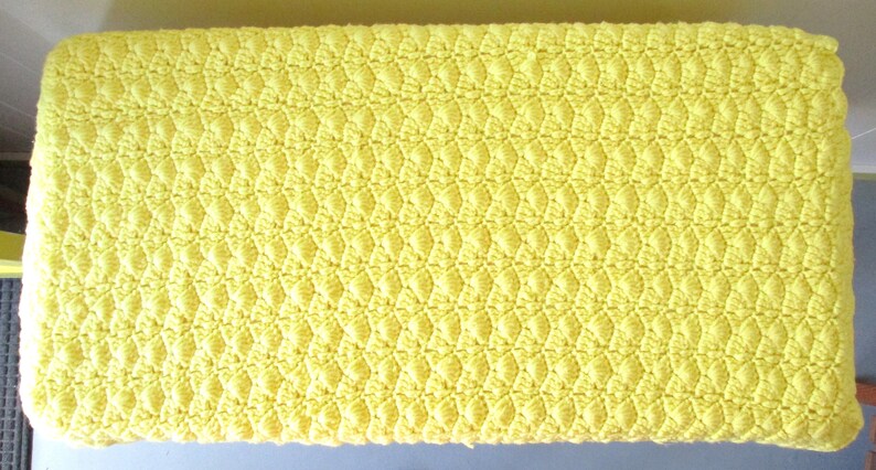 Vintage Afghan Vintage Blanket Yellow Crochet Lap Blanket Baby Blanket image 4