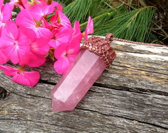 Large Rose Quartz crystal necklace, macrame necklace, macrame jewelry, heart chakra jewelry,  pink crystal, earth aura creations