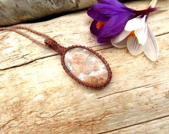 Sunstone macrame necklace, sunstone necklace, gift ideas for the supernaturalist, the boho beauty, Sunstone meaning, Libra crystals,