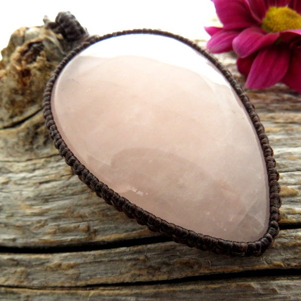 Pink Quartz Crystal necklace, Quartz necklace, Rose Quartz necklace, Arrow necklace, Gemstone Pendant,  Macrame jewelry, Healing gift