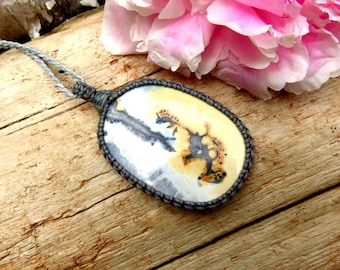 Maligano Jasper gemstone necklace, macrame necklace, jasper healing properties, jewelry gift ideas, gift ideas for the rock collector