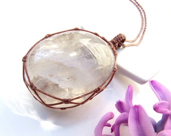 Large Palm Quartz Crystal necklace, Crystal Necklace, Crystal Pendant, Macrame jewelry, Macrame necklace, gemstone healing jewelry