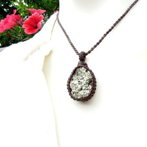 Pyrite Necklace,  Pyrite druzy necklace, Self-confidence crystals, Meditation crystals, Root Chakra crystals, Macrame necklace