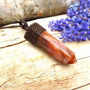Carnelian crystal point macrame necklace, carnelian pendant, carnelian gemstone, gemstone jewelry, macrame jewelry, gemstone necklace