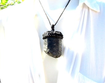 Shiny Black Tourmaline crystal necklace / statement necklace / raw tourmaline necklace / black tourmaline  / raw tourmaline crystal