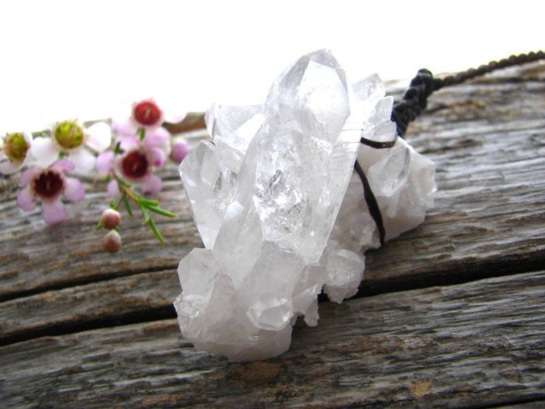 Raw Quartz macrame necklace Arkansas Quartz Raw crystal necklace Necklace for her Quartz necklace healing stone Raw crystal necklace