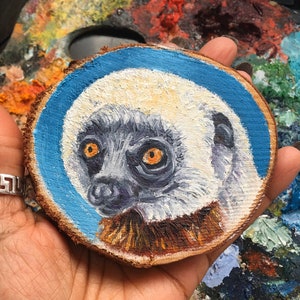 Mini Oil Painting Red Ruffed Lemur on Wood Slice 3 READY to SHIP image 1