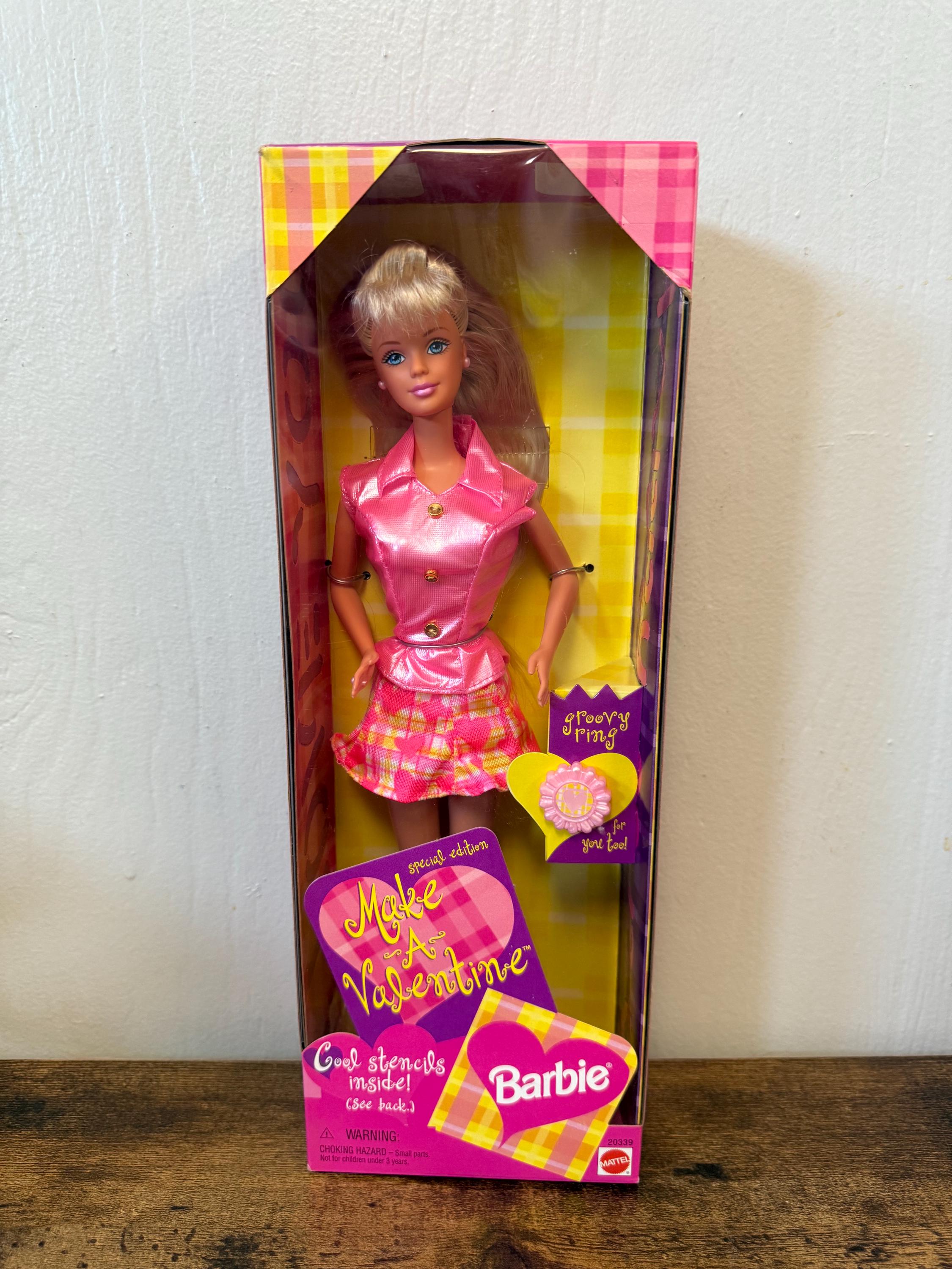 Mattel Vintage 1998 Special Edition Make A Valentine Barbie Doll NIB