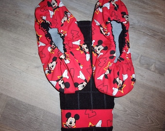Mickey Mouse  Bowling shoe covers w/matching towel