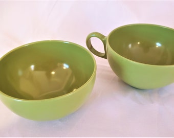 Oneida OD Avocado Green Melamine Replacement Teacups Coffee Cups Vintage 1970s Retro 70s Kitchen Dinnerware Boho Style