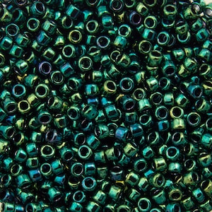 15/0 TOHO ROUND Higher Metallic June Bug Seed Bead (8g)