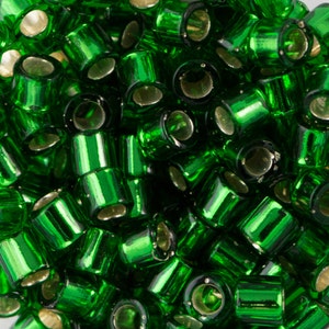 8/0 MIYUKI DELICA Silver Lined Green Seed Bead (8g)