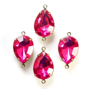 Vintage Faceted Acrylic Pink Teardrops 2 Loop Brass Ox Setting 18mm x 13mm par011D2