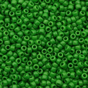 8/0 TOHO ROUND Opaque Mint Green Seed Bead (8g)
