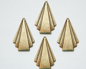 Brass Ox Deco Triangle Fan Pendant Drop Sm (6) mtl115A