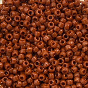 15/0 TOHO ROUND Opaque Terra Cotta Seed Bead (8g)