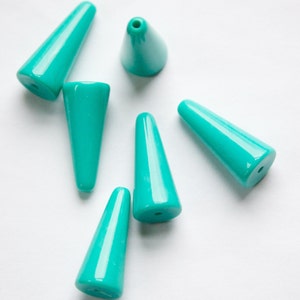 Vintage Opaque Teal Green Triangle Teardrop Acrylic Beads 6 bds311H image 1