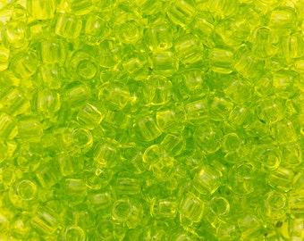 11/0 TOHO ROUND Transparent Lime Green Seed Bead (8g)
