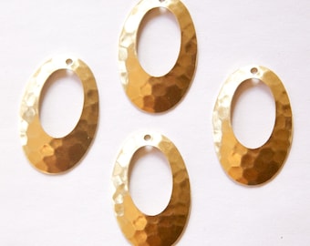 1 Hole Raw Brass Hammered Cutout Oval Pendants (4)