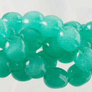16mm Green Acrylic Baroque Oval Beads with Bubbles (4)
