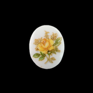 10x8mm Yellow Rose on White Glass Oval Cabochons (6)