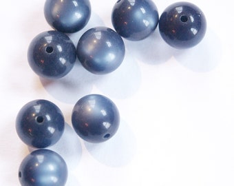 Vintage Lucite Grey Moonglow Beads 11mm (10) bds833C