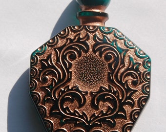 Green Etched Faux Perfume Lucite Bottle Pendant Copper Details Vintage pnd066D