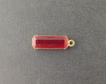 1 Loop Vintage Ruby Acrylic Faceted Channel Set Rectangle Drops 8x20mm (6) chr068Y