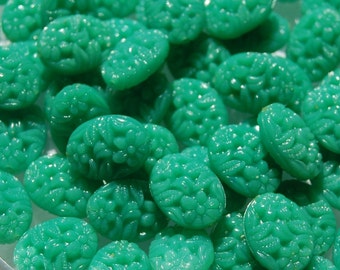 16x12mm Green Carved Look Oval Floral Beads (6) bds635B