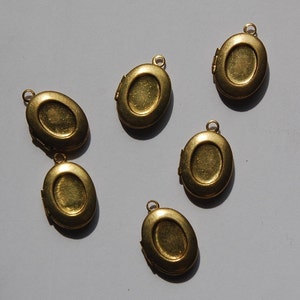 Vintage Small Raw Brass Oval Lockets with 8x6mm Setting lkt003H