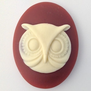 Ivory Owl Face on Carnelian Cameo Acrylic Cabochons 40x30mm (2) cab842J