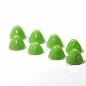Vintage Opaque Green High Dome Glass Cabochons 7mm cab701HH
