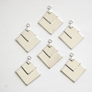 1 Loop Silver Plated Deco Layered Square Connector Pendants  (6) mtl407C