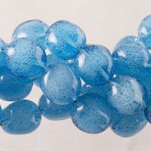 16mm Blue Acrylic Baroque Oval Beads with Bubbles (4)