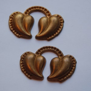 Vintage Brass Draped Heart Shaped Leaves w Rhinestone Setting mtl314