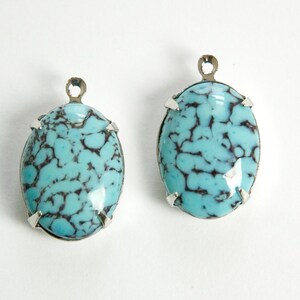 Vintage Turquoise Matrix Stones 1 Loop Silver Plated Setting 18x13mm ovl004W