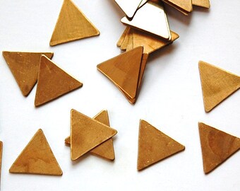 No Hole Raw Brass Flat Triangle Charms Drops 16mm (8) mtl202E