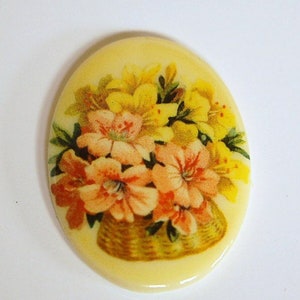 Vintage Glass Cabochon Basket of Peach Yellow Flowers 40x30mm cab680E