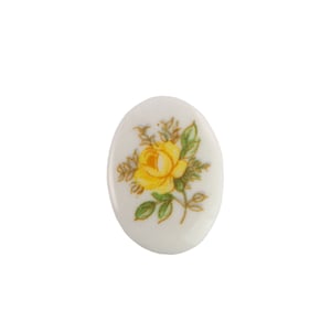 18x13mm Yellow Rose on White Glass Oval Cabochons (4)