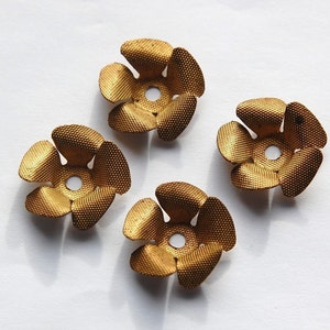 Brass Flower  Settings Bead Caps mtl237